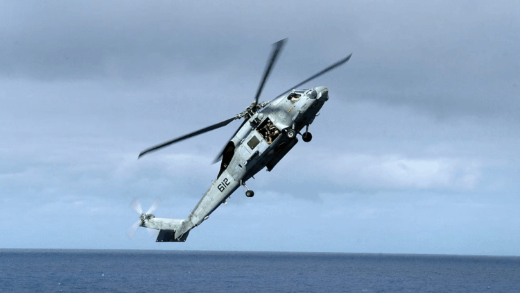 ABD helikopteri ve savaş uçağı Güney Çin Denizi’nde düştü