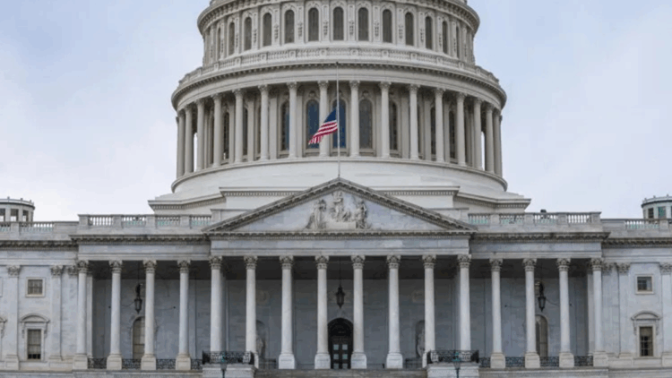 ABD'de federal hükümet resmen kapandı