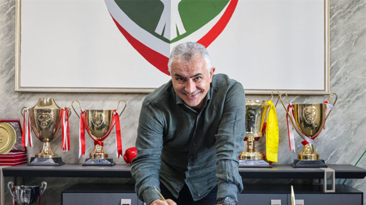 Amed Spor'da Mehmet Altıparmak ile yollar ayrıldı