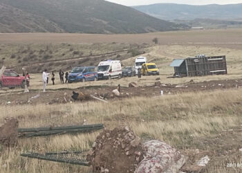 Ankara'da fırtına nedeniyle konteyner devrildi: 1 ölü, 3 yaralı