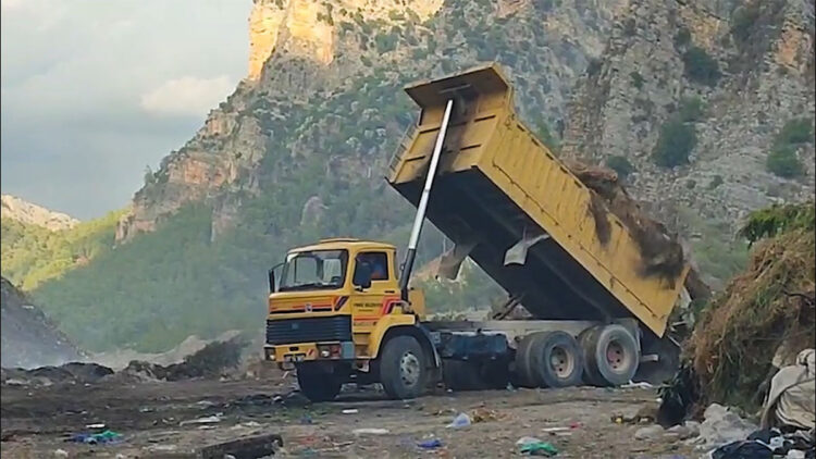 Antalya'da büyükşehir ve ilçe belediyesine toplam 3,7 milyon lira ceza