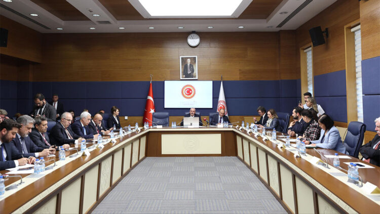 TBMM Avrupa Birliği Uyum Komisyonu'nda gündem dış politika