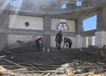 Adıyaman'da cami inşaatında göçük altında kalan 6 kişi kurtarıldı