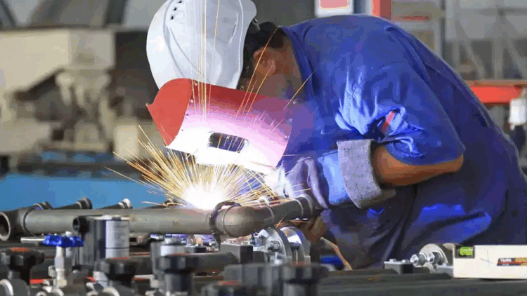 Ağustos ayında sanayi üretimi arttı