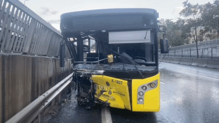 Alkollü olduğu belirlenen İETT otobüsü şoförü gözaltına alındı