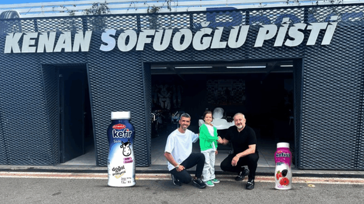 Altınkılıç Süt Ürünleri'nin yeni marka yüzü Kenan ve Zayn Sofuoğlu oldu