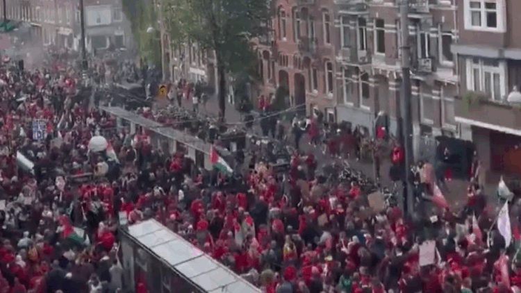 Amsterdam’da Gazze'ye destek eylemine 250 bin kişi katıldı