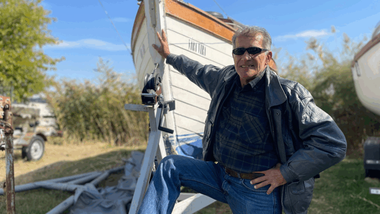 Ankara'da yaptığı tekneyle Türkiye'yi geziyor