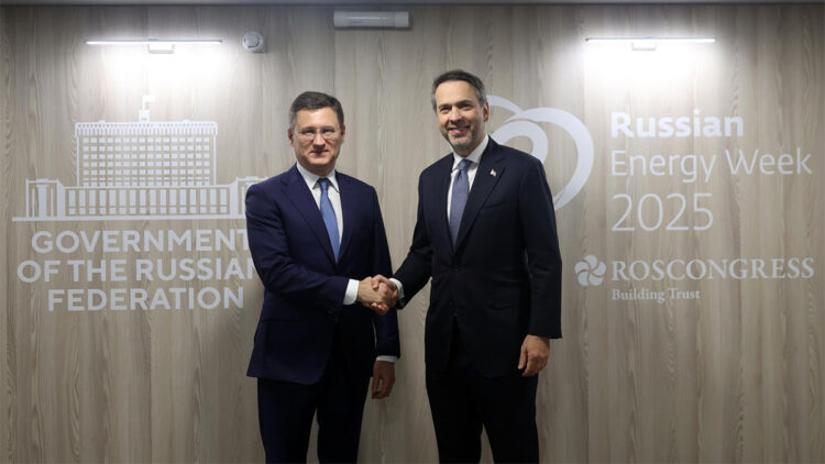 Alparslan Bayraktar Rusya Başbakan Yardımcısı ile bir araya geldi