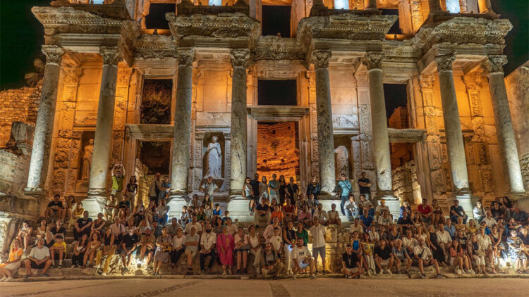 Gece müzeciliği uygulaması sona erdi