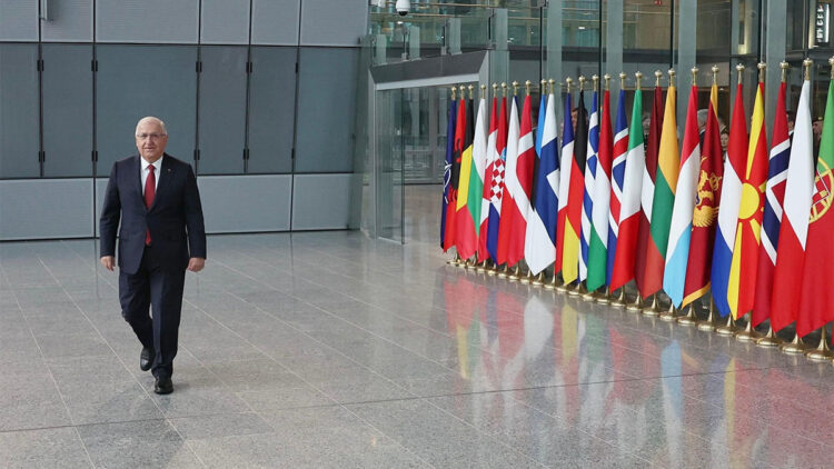 Yaşar Güler Brüksel'deki programını tamamladı