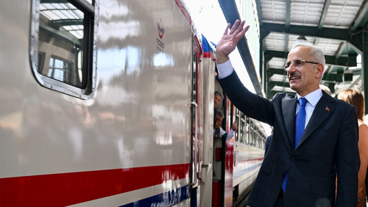 Turistik Doğu Ekspresi'nin 2025-2026 kış sezonu seferleri 22 Aralık’ta başlayacak