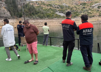 Oymapınar Baraj Gölü'nde kaybolan İrlandalı turist aranıyor
