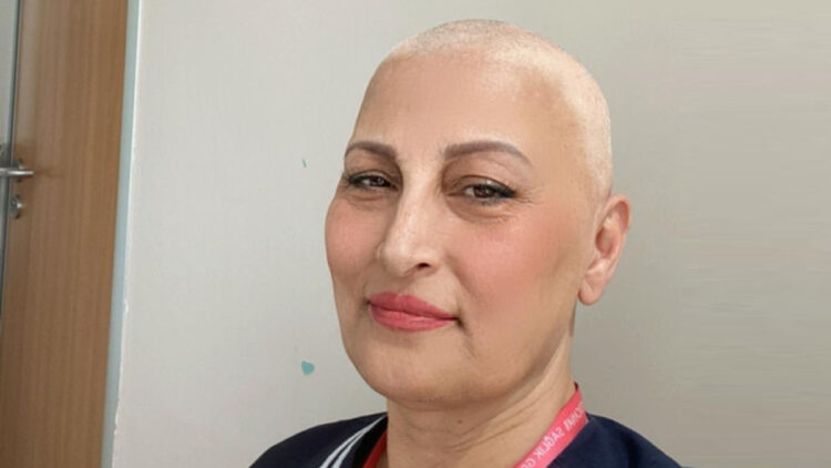 Başhekim önerisiyle yaptırdığı kontrolde meme kanseri olduğunu öğrendi