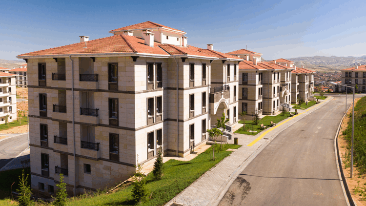 Bakan Kurum'dan 'TOKİ konutlarının sağlamlığının sırrı' paylaşımı