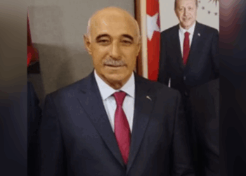 Belediye Başkanı Salih Çakmak, trafik kazasında yaralandı