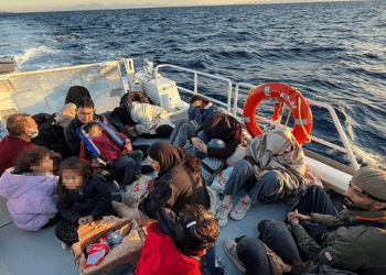 Bodrum açıklarında 24 kaçak göçmen yakalandı, 19 kaçak göçmen kurtarıldı
