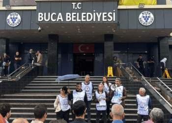 Buca Belediyesi'nde iş bırakma eylemi