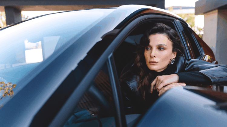 Büşra Develi'den Çiğdem Komiser itirafi