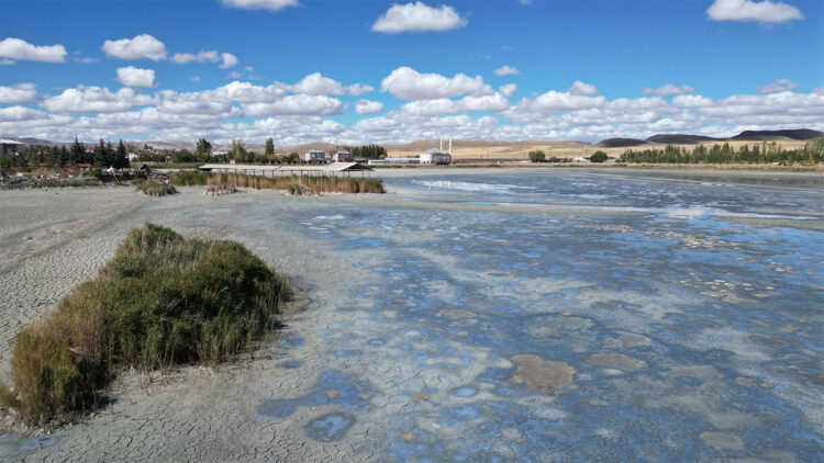 Ulaş Gölü kurudu