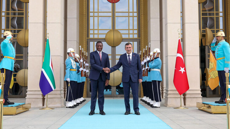 Güney Afrika ile 5 milyar dolar hedefimize ulaşmak istiyoruz