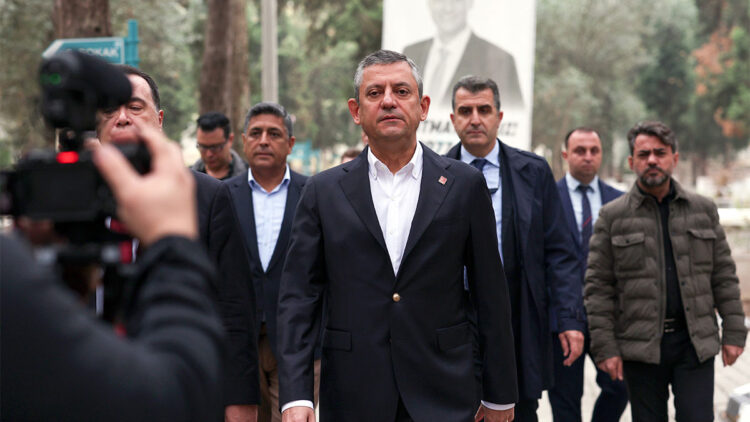 Demokratlar, Cumhuriyetçiler, Atatürk'ü sevenler kazanacak