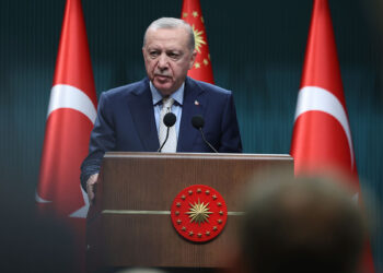 Cumhurbaşkanı Erdoğan KKTC'de seçimi kazanan Tufan Erhürman'ı tebrik etti