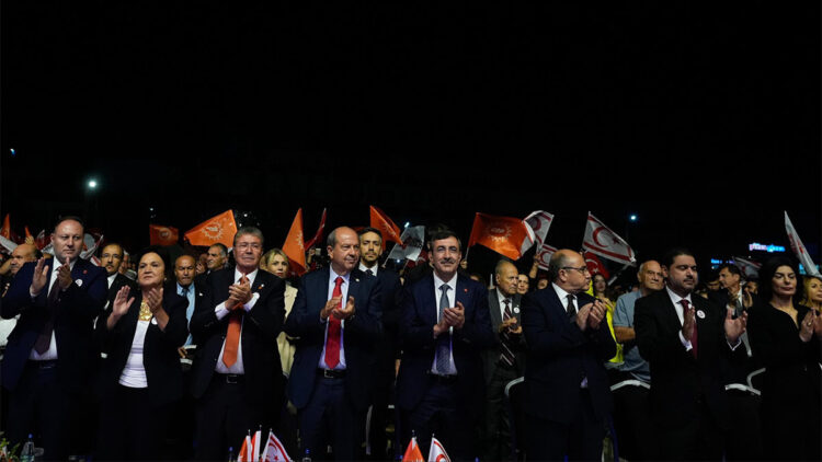 Cevdet Yılmaz, Ulusal Birlik Partisi'nin Resepsiyonu'na katıldı