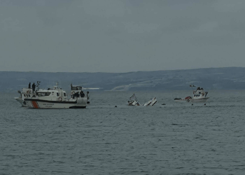 Çanakkale'de 3 kişinin öldüğü tekne, battığı yerden çıkarıldı
