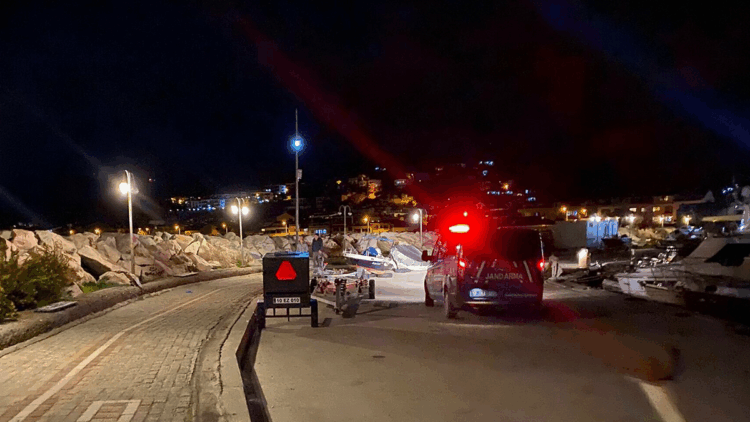 Çanakkale’de bir kişi kayalıklarda ölü bulundu