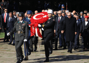 Cumhuriyet 102 yaşında! Devlet erkanından Anıtkabir'e ziyaret