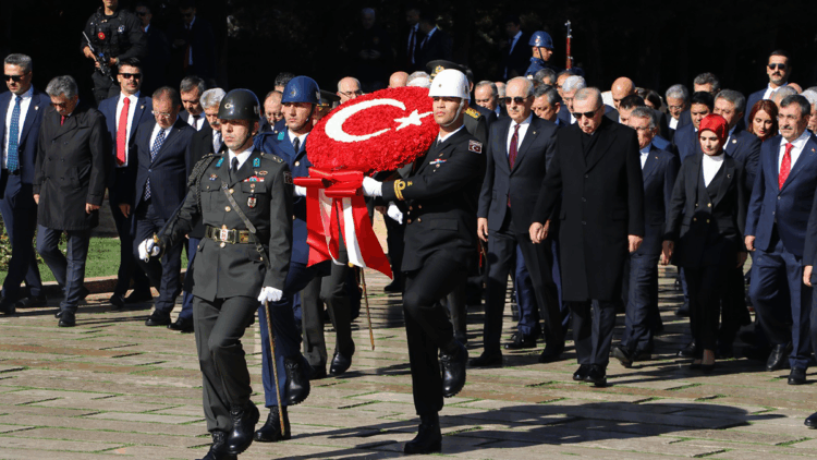 Cumhuriyet 102 yaşında! Devlet erkanından Anıtkabir'e ziyaret