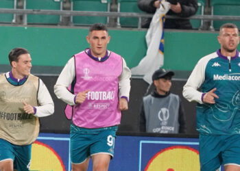 Edin Dzeko UEFA Konferans Ligi tarihine geçti