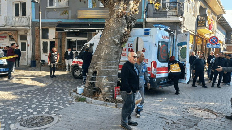 Eşini çalıştığı iş yerinde av tüfeğiyle öldürdü