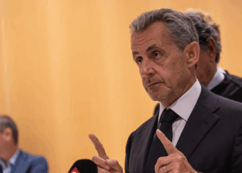 Eski Fransa Cumhurbaşkanı Nicolas Sarkozy cezaevinde