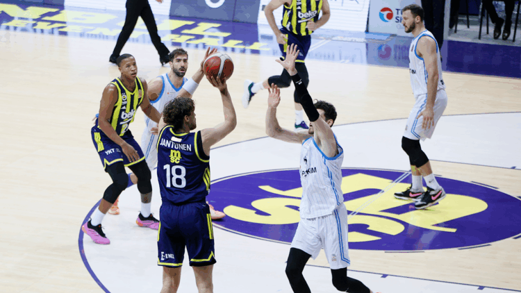 Fenerbahçe Beko, Aliağa Petkim Spor'u 105-83 mağlup etti
