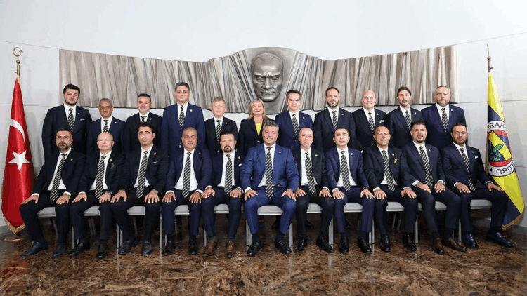 Fenerbahçe'de yönetim kurulu görev dağılımı belli oldu