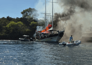 Fethiye'de tekne yangını