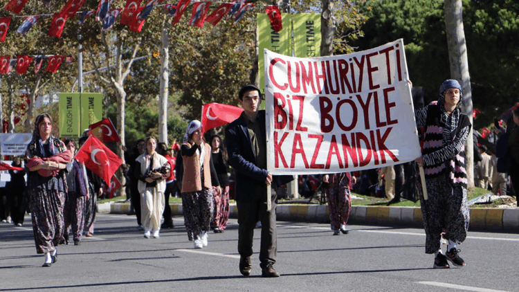 29 Ekim Cumhuriyet Bayramı gururla kutlanıyor