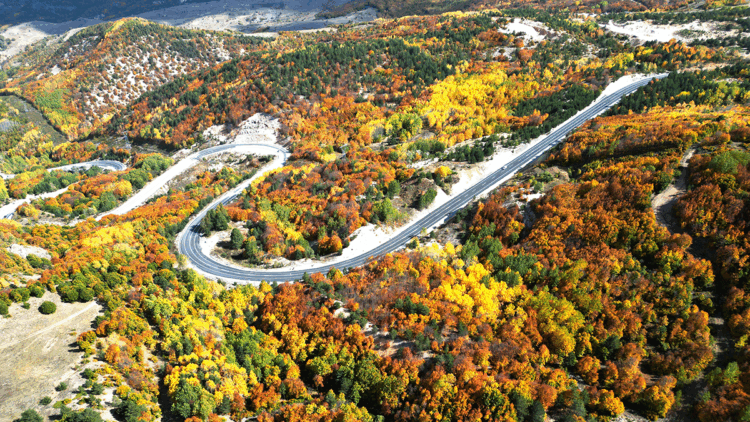 Geminbeli Geçidi'nde sonbahar renkleri