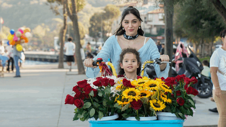 Güller ve Günahlar, güçlü oyuncu kadrosuyla ekrana geliyor