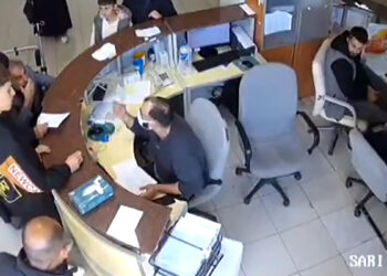 Hastaya bağırıp, oğluna kalem fırlatan doktor hakkında soruşturma