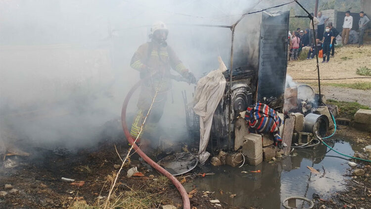 Hatay'da konteyner yangınında dumandan etkilenen bebek öldü