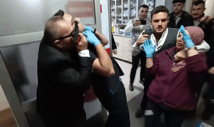 Hastanede rehine kurtarma tatbikatı, gerçeğini aratmadı