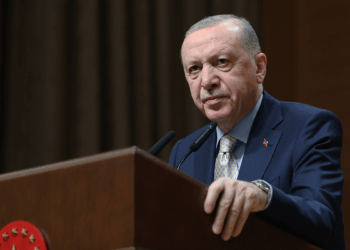 Her ilçemizi kalkındırmak, geleceğe hazırlamak mecburiyetindeyiz