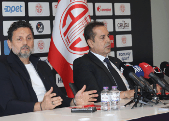 Hesap.com Antalyaspor'da Erol Bulut ile 2 yıllık sözleşme imzalandı