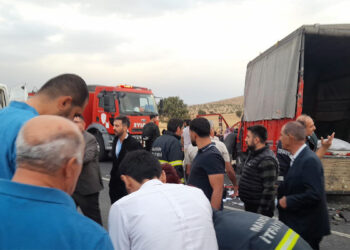 Diyarbakır-Mardin karayolunda kaza; 14 yaralı