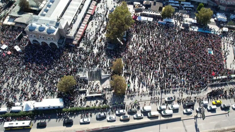 Türkiye Gazze için tek yürek oldu!