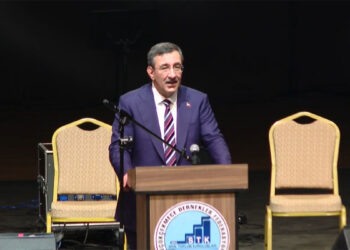 81 ilimizi kapsayacak şekilde 500 bin sosyal konut inşa edeceğiz