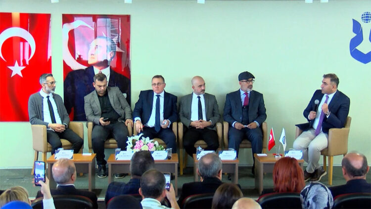 21'inci Yüzyılda İnsanlığa Karşı İşlenen Suç: Gazze Soykırımı paneli düzenlendi